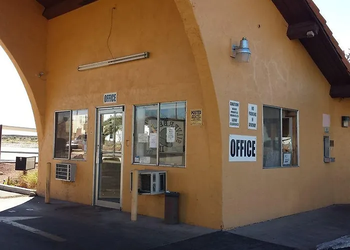 Hotel Mccoy - Art, Coffee, Beer, Wine, Pool Tucson
