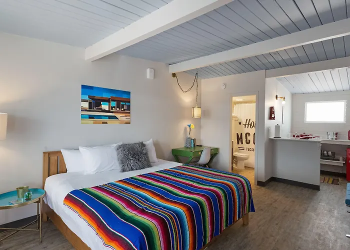 Mccoy - Art, Coffee, Beer, Wine, Pool 3* Tucson